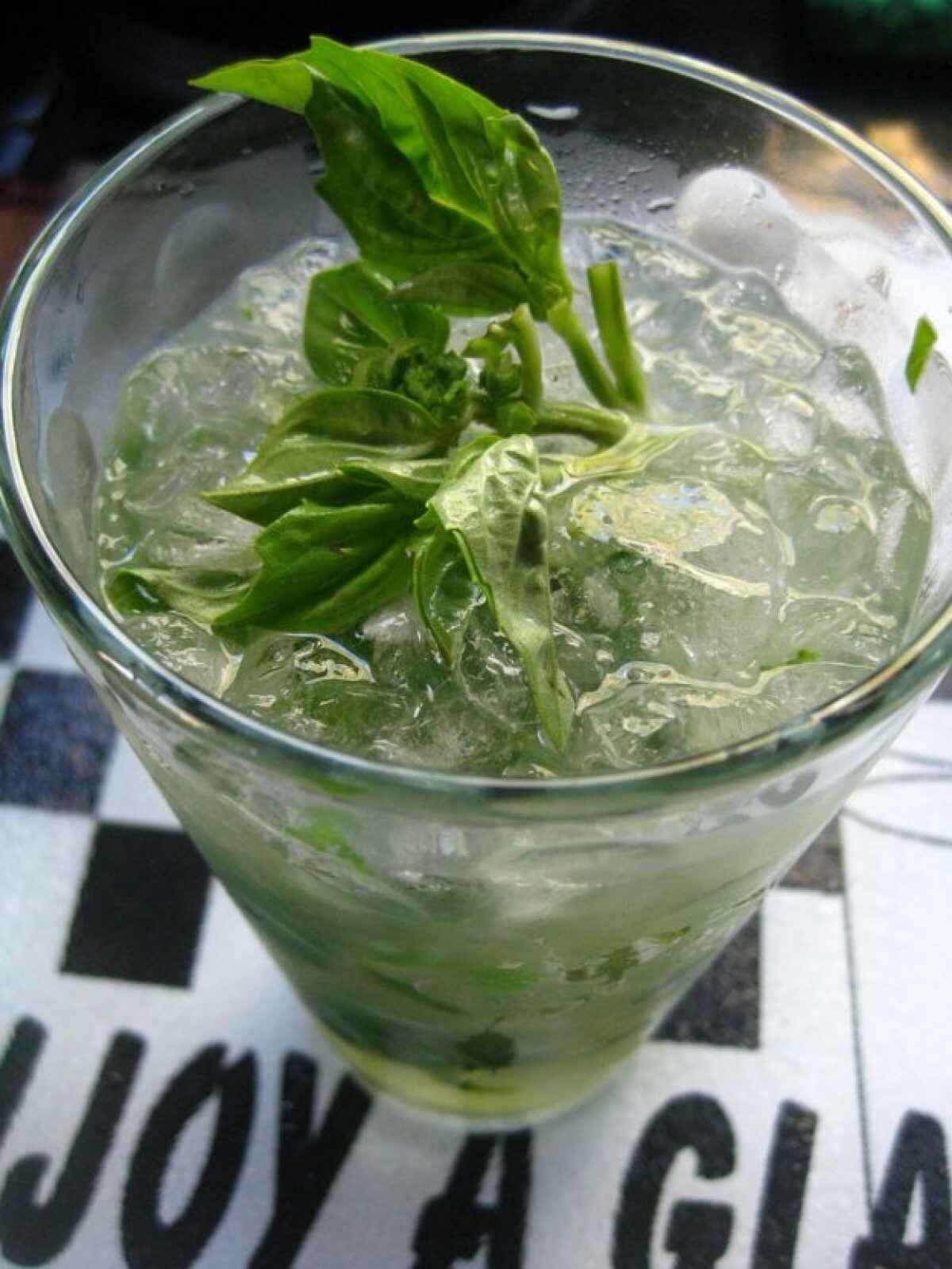 Mojito al basilico