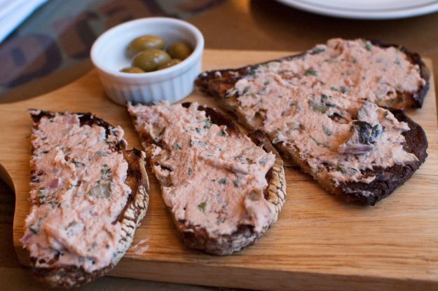 Mousse di carciofi e salmone affumicato