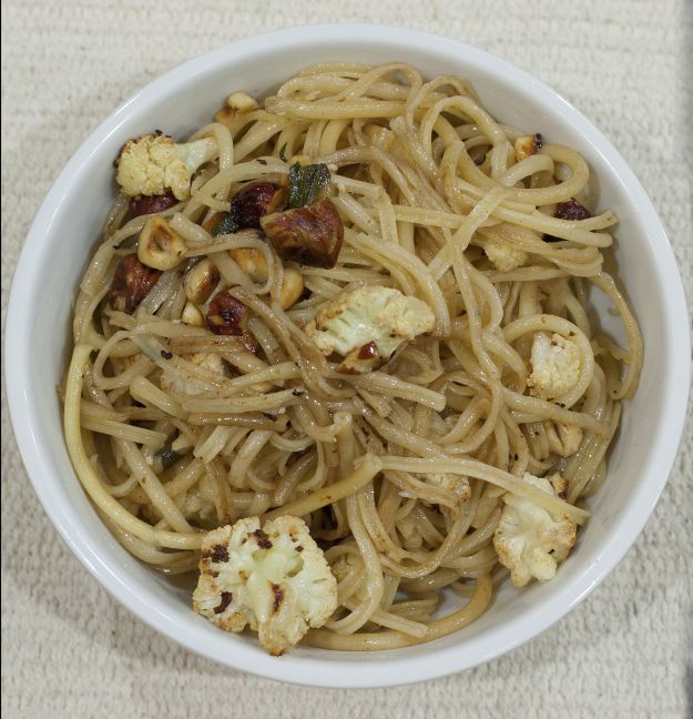 Pasta con cavolfiore alla cinese