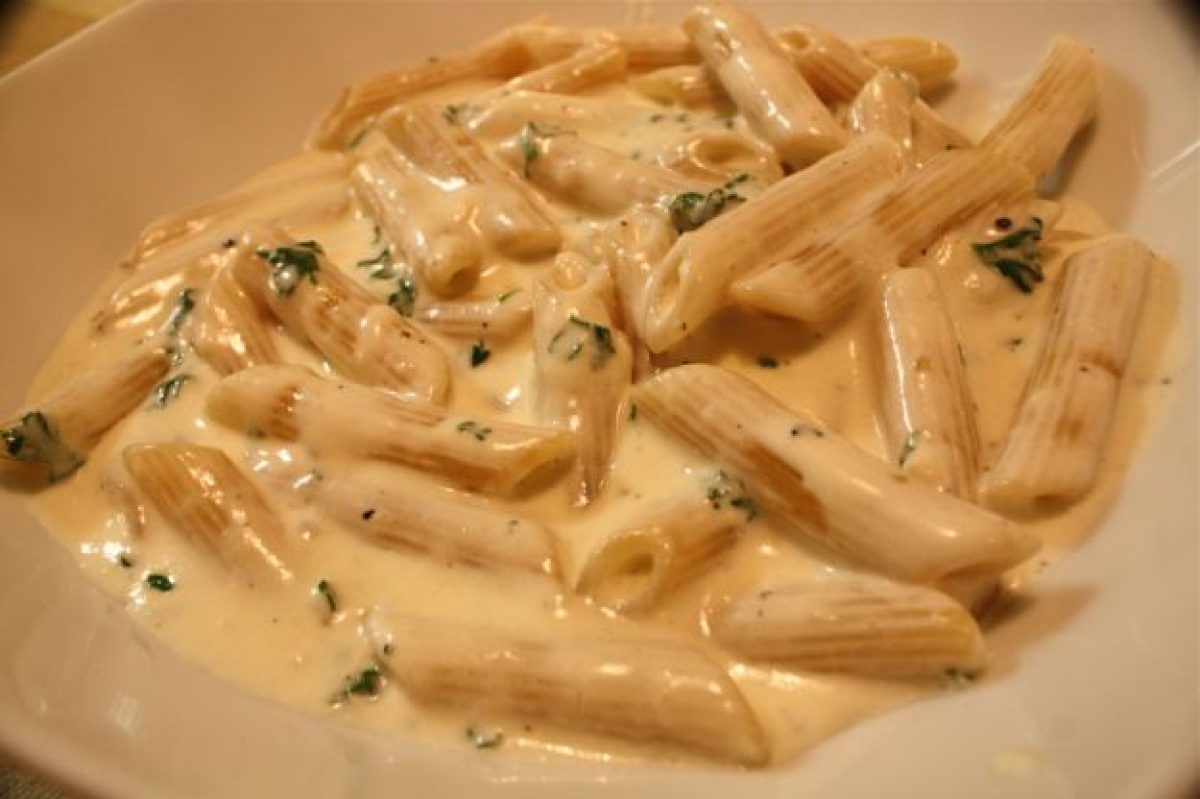 Pasta con pere e gorgonzola