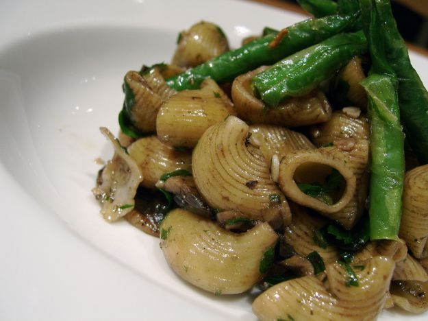 Pasta di mais ai funghi porcini