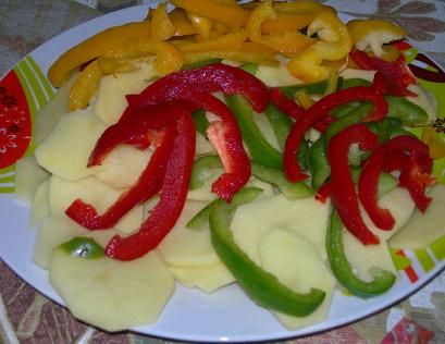 Patate e peperoni con aneto