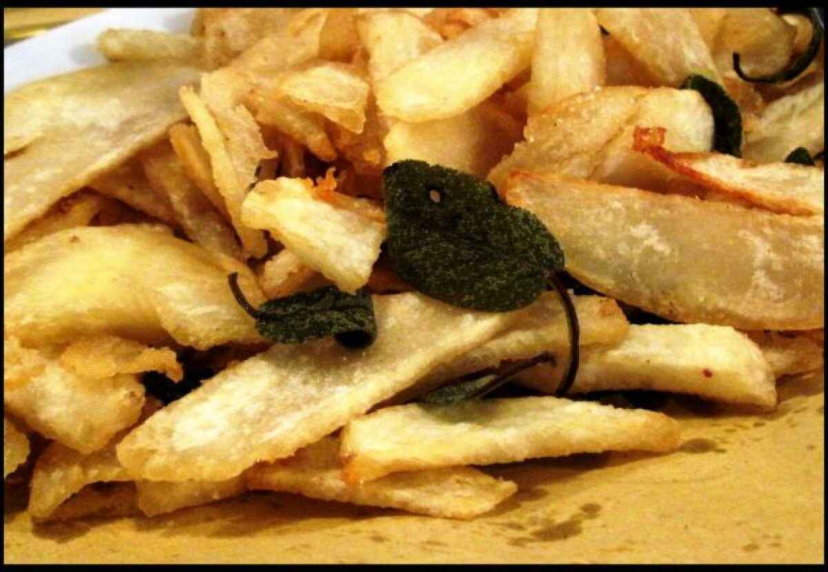 Patate fritte light al microonde | Buttalapasta