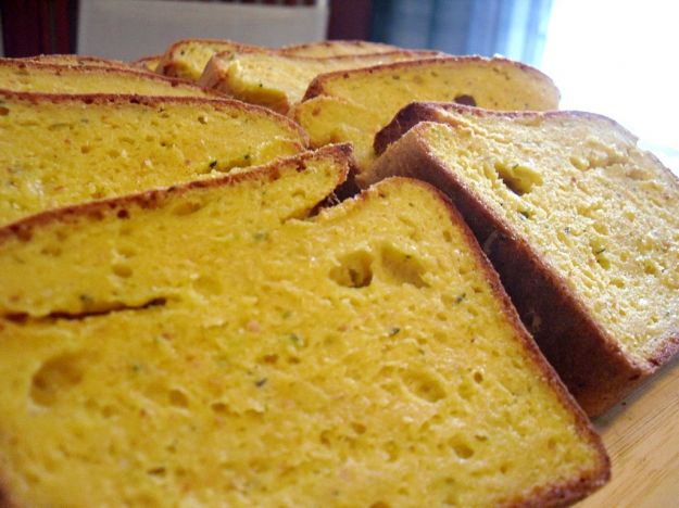 plumcake alla feta e basilico