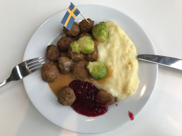 Da Ikea potrebbero arrivare presto polpette e hamburger a base di insetti