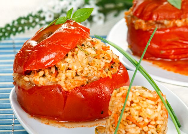 Pomodori ripieni con risotto allo zafferano