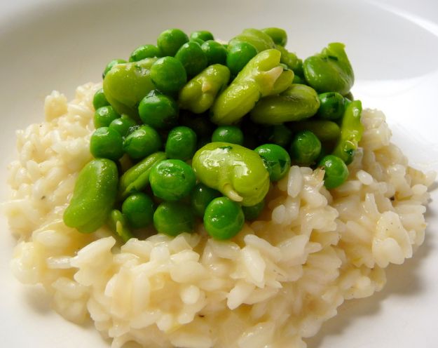 Risotto con fave e piselli