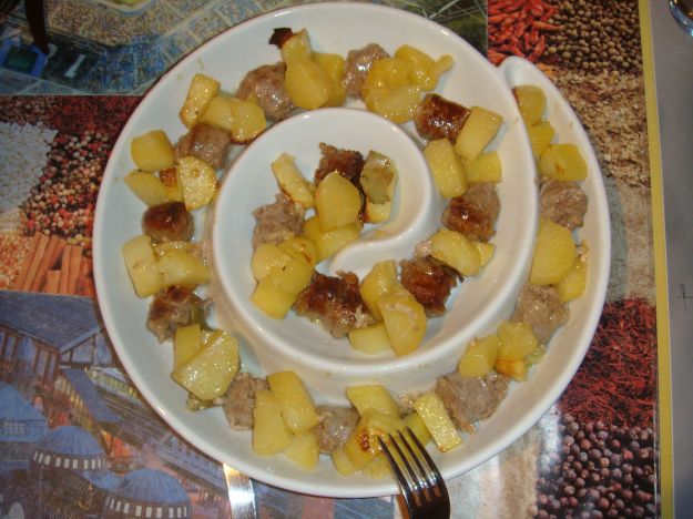 Salsiccette con patate