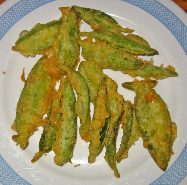 salvia fritta con acciughe