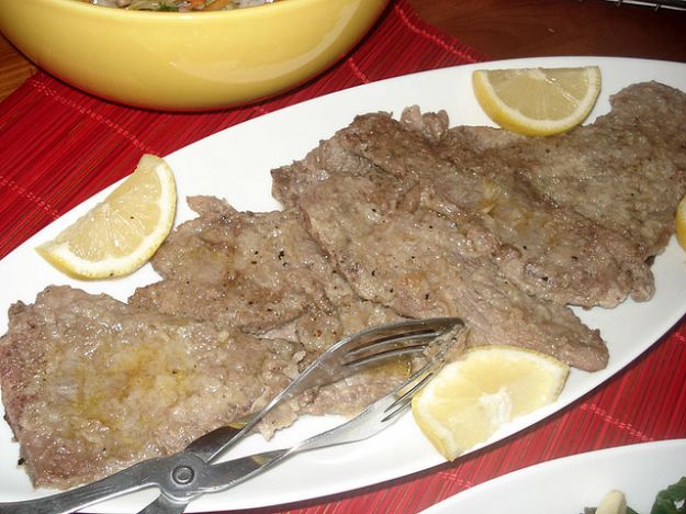 scaloppine di vitello al vino e alloro