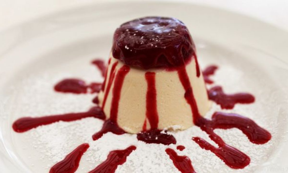 Semifreddo alla ricotta con gelatina alla frutta