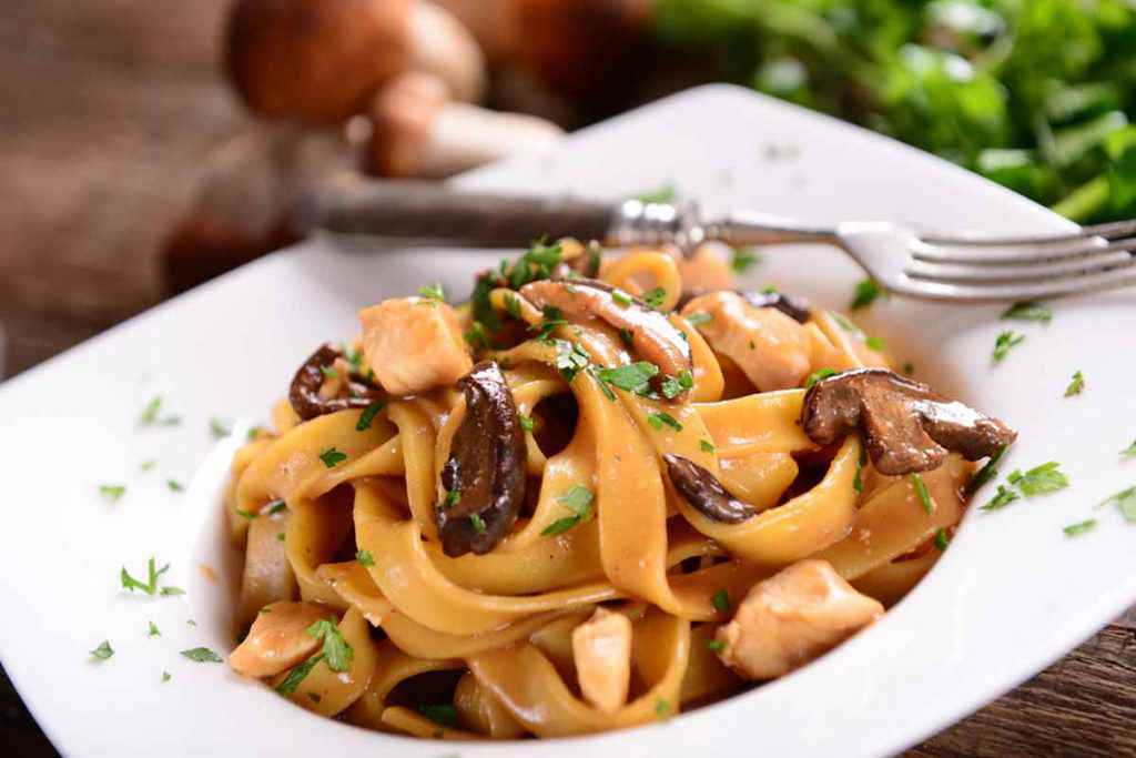 Tagliatelle ai funghi porcini