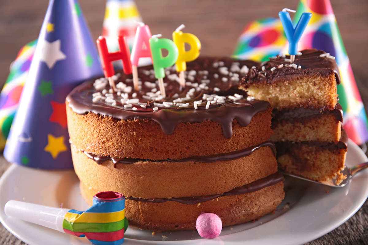 Torte Di Compleanno I Consigli Degli Chef E Le Ricette Piu Facili Buttalapasta