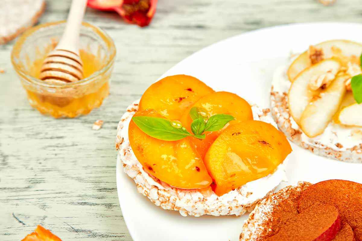 Cracker ricotta e cachi