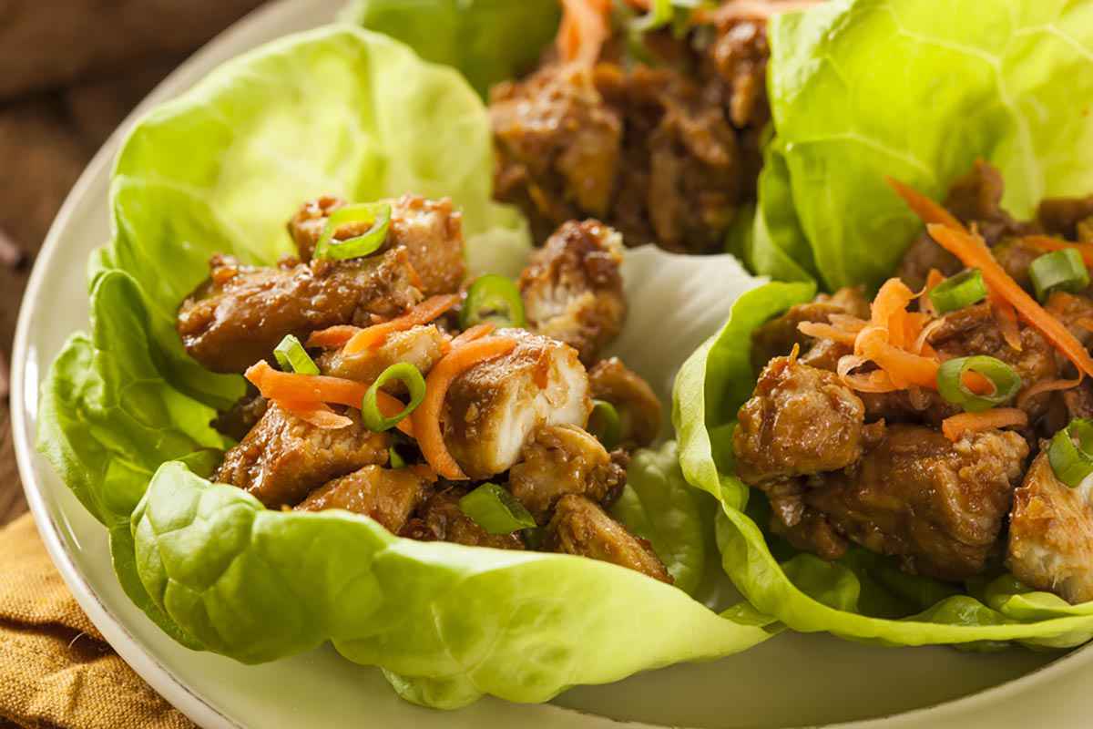 Insalata di pollo al curry