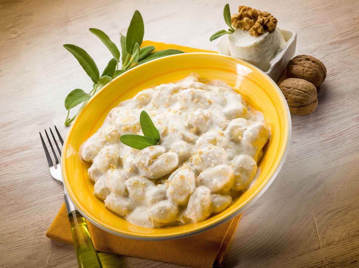 gnocchi di ricotta con crema di formaggio
