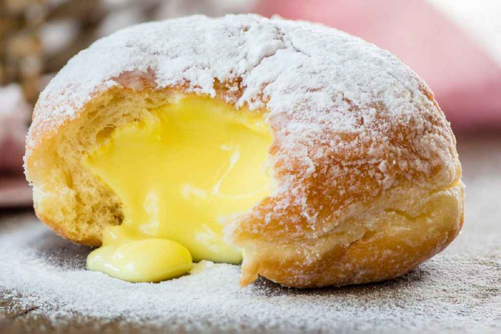 Dolci Con La Crema Pasticcera 10 Ricette Facili E Veloci Buttalapasta