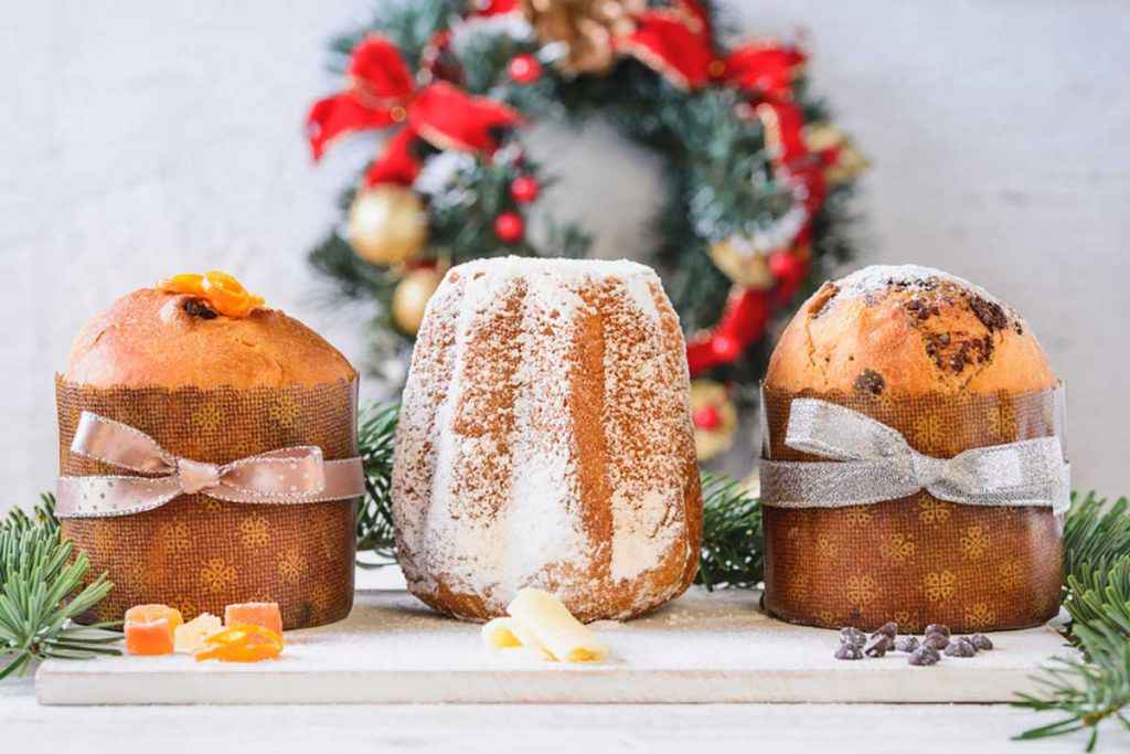 Pandoro, panettone