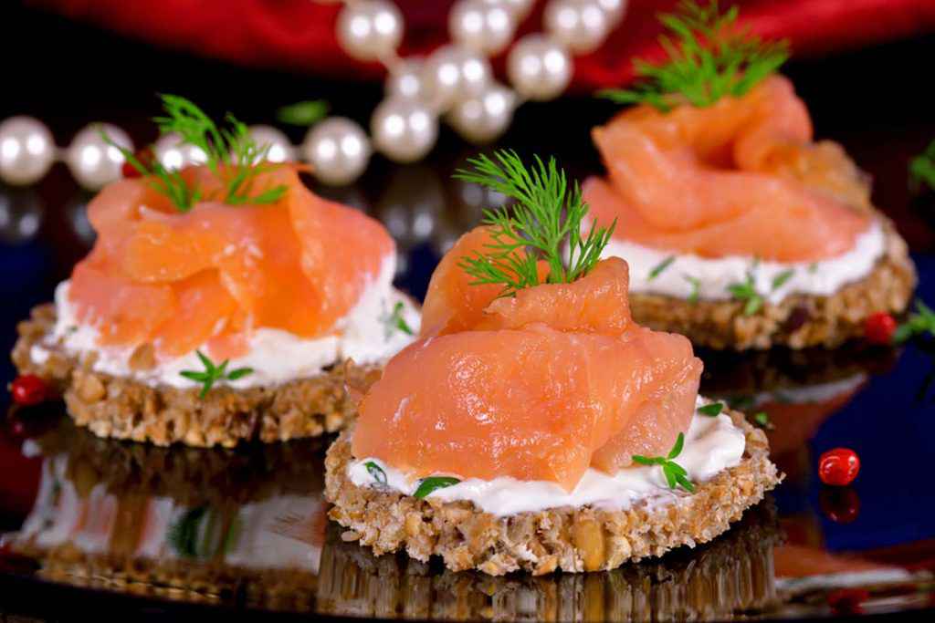 Tartine al salmone