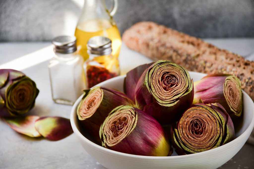 carciofi puliti e tagliati