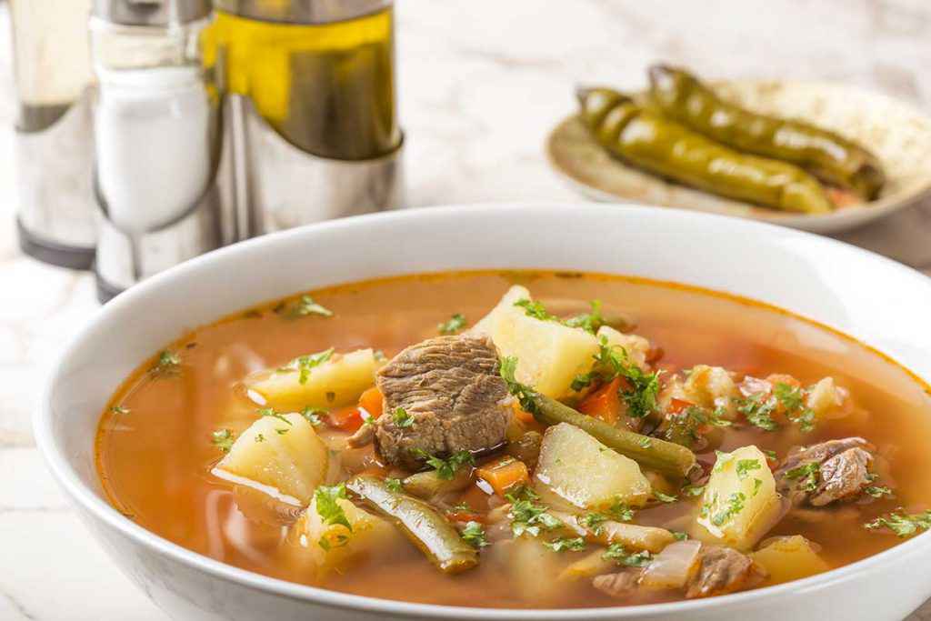 Brodo di carne e verdure