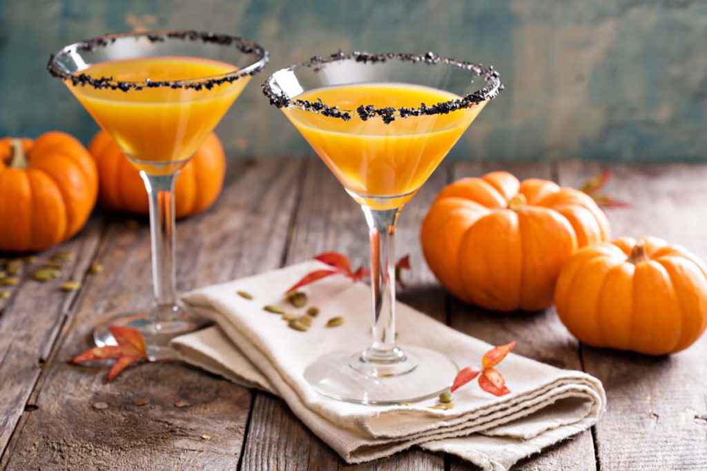 Cocktail alla zucca per festeggiare Halloween