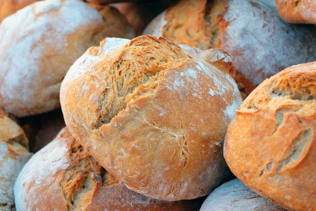 pane fatto in casa con lievito madre