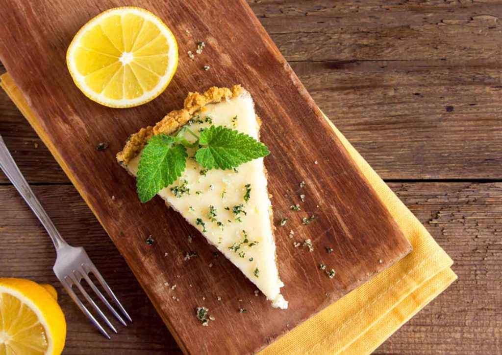 Cheesecake al limone senza cottura da fare con i biscotti