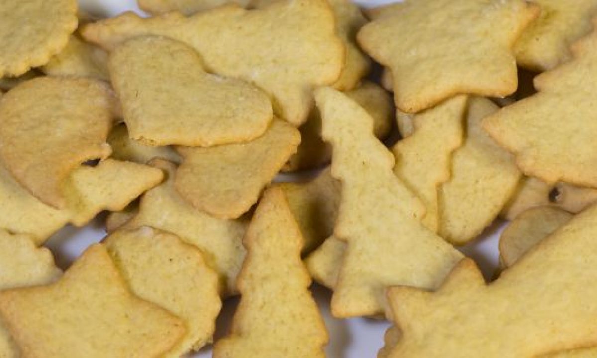 Biscotti Di Natale Allo Zenzero E Cannella.Biscotti Allo Zenzero Buttalapasta
