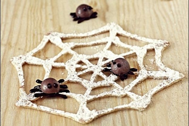 Biscotti halloween ragnatela