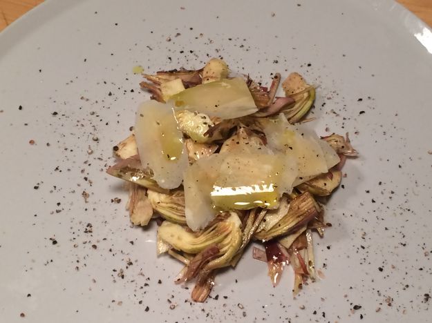 Carciofi con scaglie di parmigiano