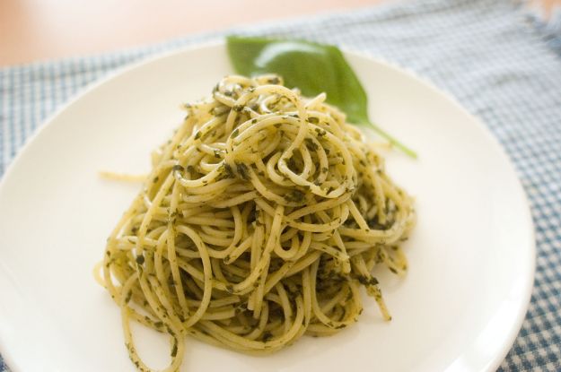 Pasta al pesto genovese