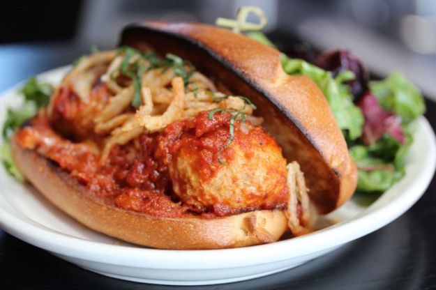 Polpette di pesce al sugo