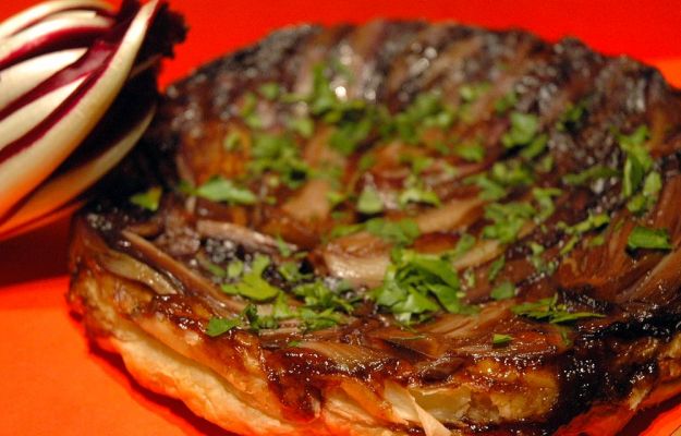 Sfogliata al radicchio, speck e brie