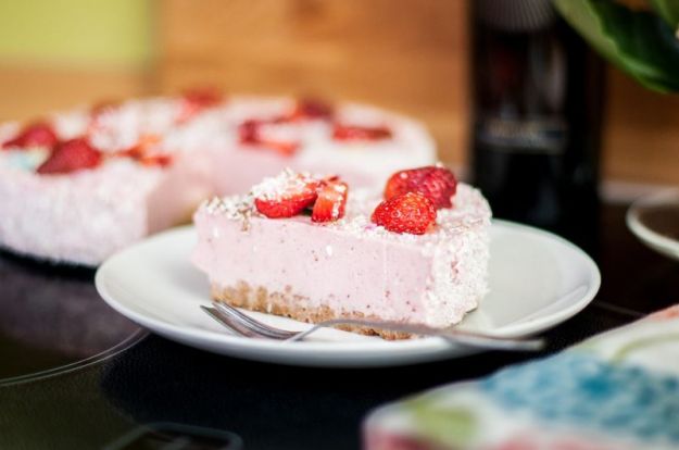 Torta fredda ricotta e fragole