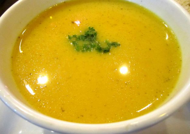 Vellutata di zucchine allo zafferano