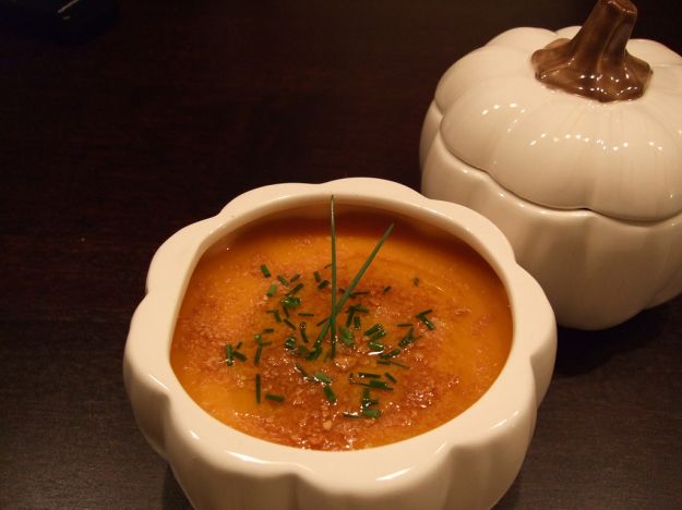 Zuppa di zucca, cocco e zenzero