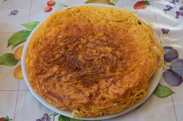 frittata di bucatini