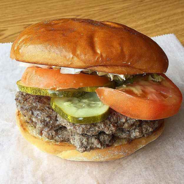 Hamburger farcito alle olive