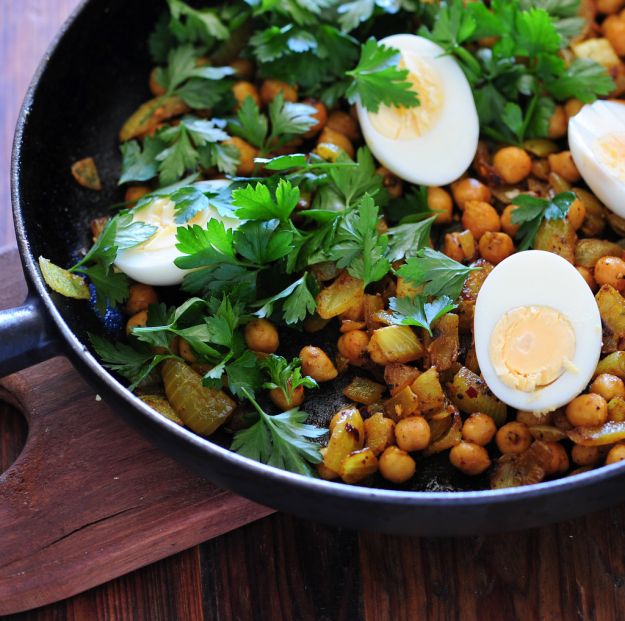 Insalata di ceci e uova sode