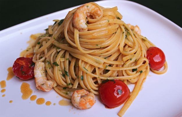 Linguine con scampi al limone