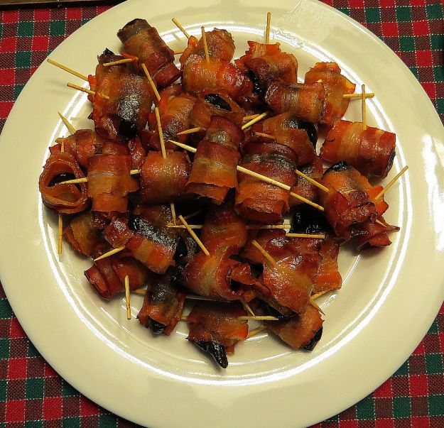 Mini rotoli con speck e scamorza