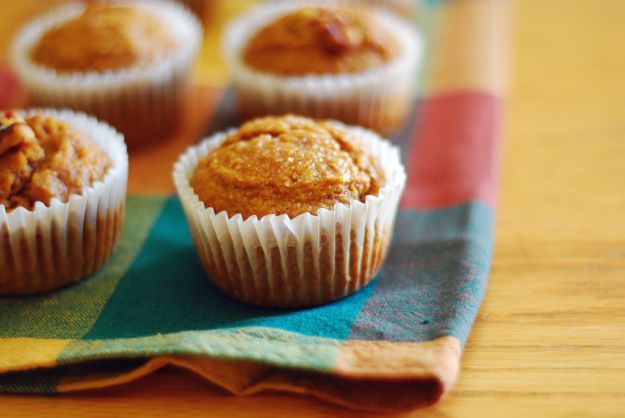 Muffin di semolino allo zafferano