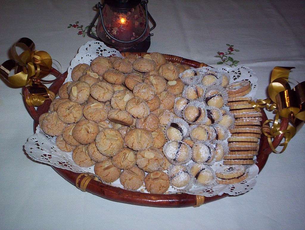 Biscotti di Natale con frutta secca