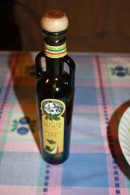 olio di noci valdaostano