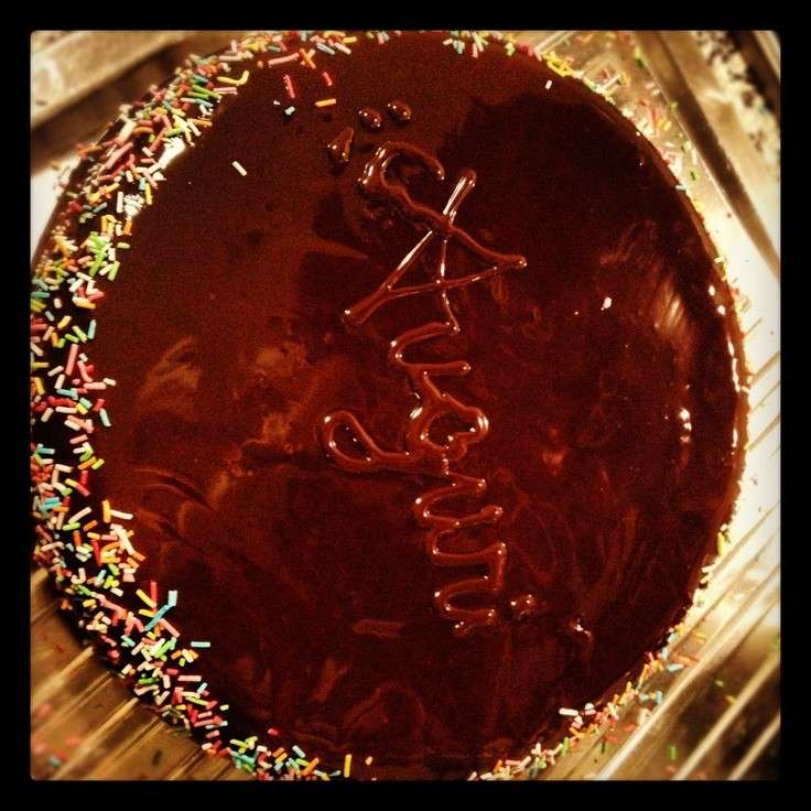 Torta al cioccolato con glassa al cacao