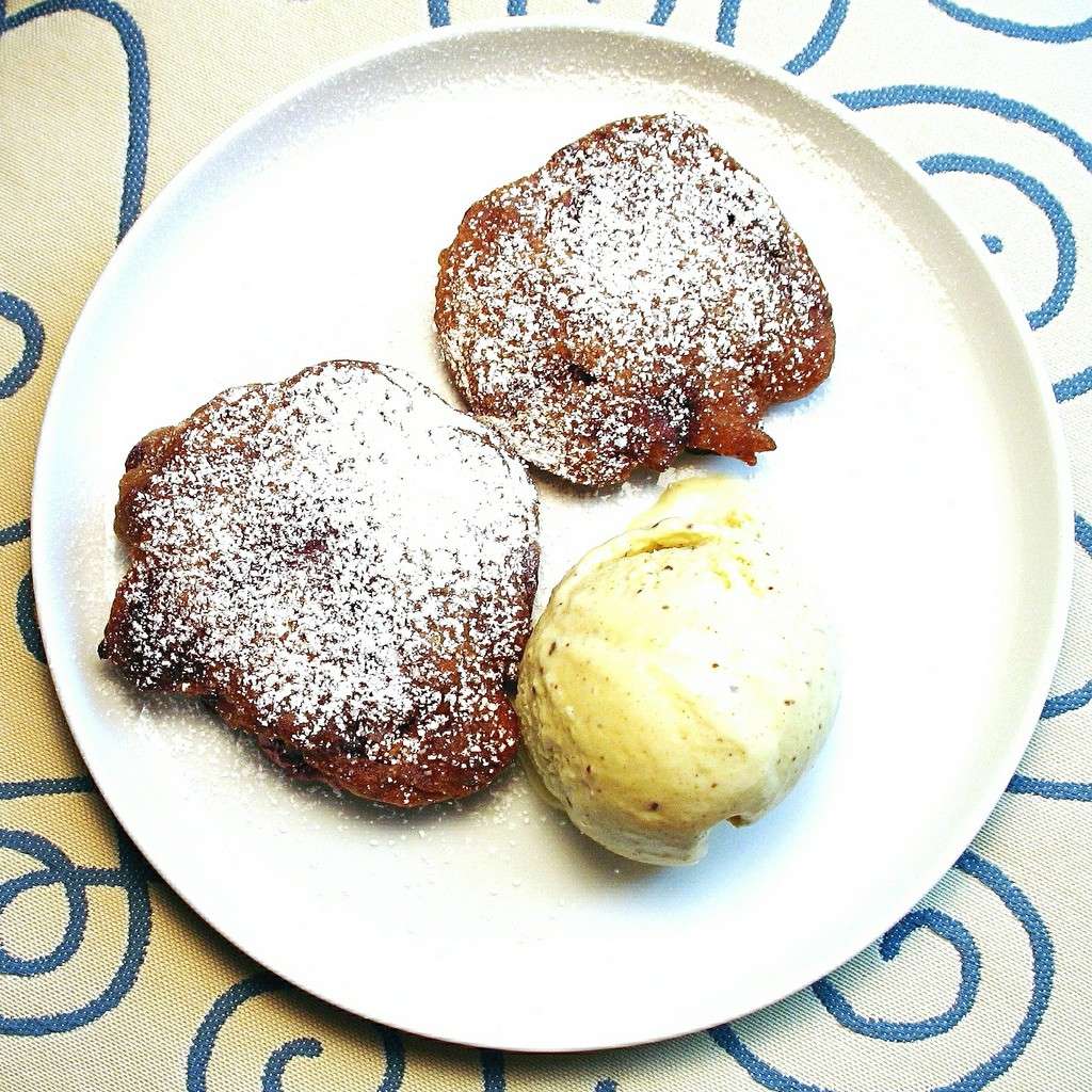 Frittelle con gelato