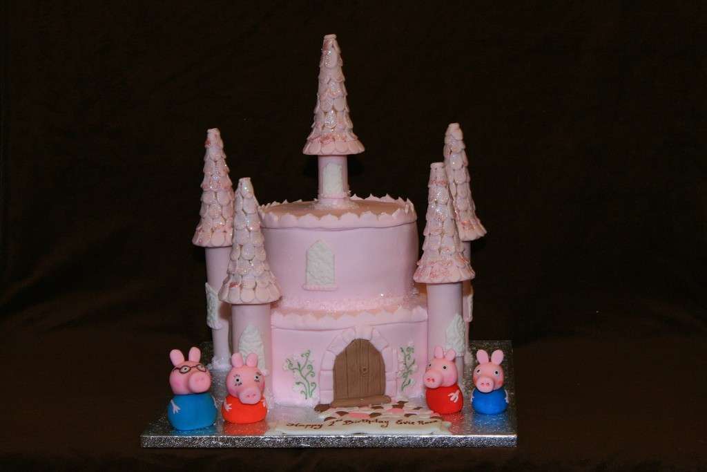 Torta castello di Peppa Pig