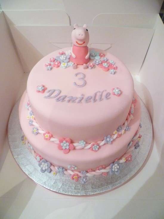 Torta Peppa Pig per bambine