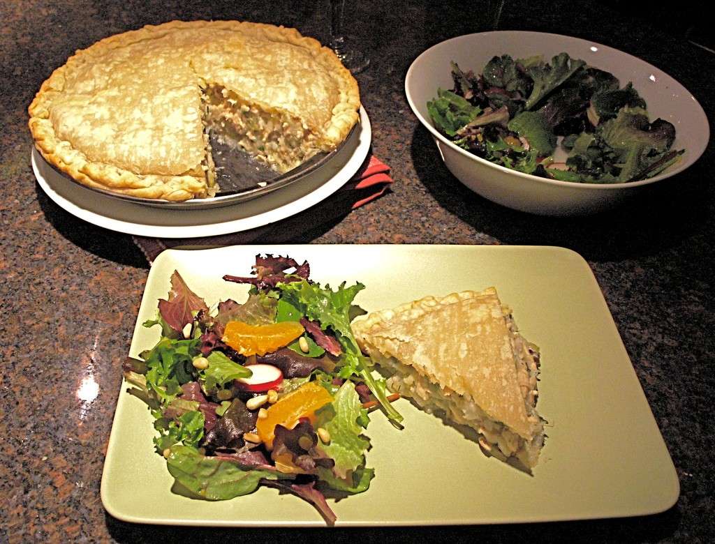Torta salata al salmone